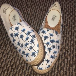 palm tree shoes